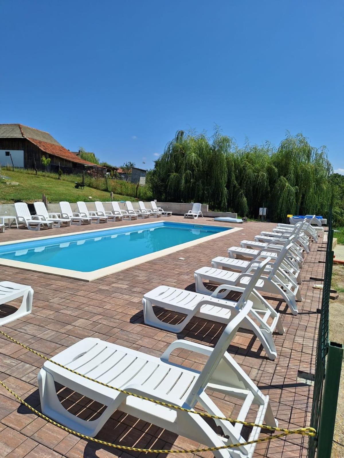 Complex Transalpina Hotel Aninisu din Vale Exterior photo